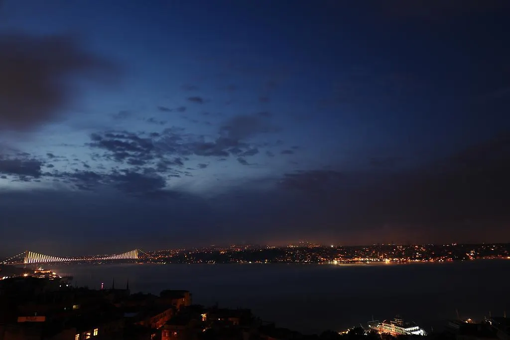 Maroon Bosphorus Hotell Istanbul 5*,  Turkiet